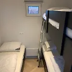 Vogelvrij, Woningen Met Geheel Omheinde Tuin