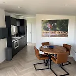 Holiday home Vogelvrij, Woningen Met Geheel Omheinde Tuin Burgerbrug