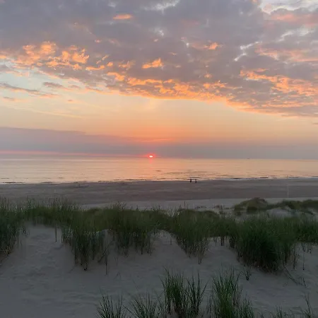 Holiday home Vogelvrij, Woning Met Landelijk Uitzicht En Geheel Omheinde Tuin Burgerbrug