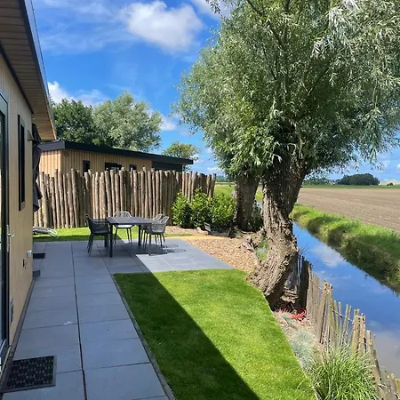 Vogelvrij, Woning Met Landelijk Uitzicht En Geheel Omheinde Tuin Burgerbrug