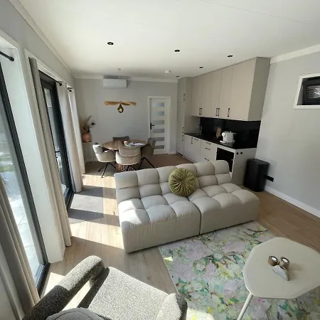 Vogelvrij, Woningen Met Geheel Omheinde Tuin 度假居 Burgerbrug