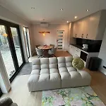 Ferienhaus Vogelvrij, Woningen Met Geheel Omheinde Tuin Burgerbrug